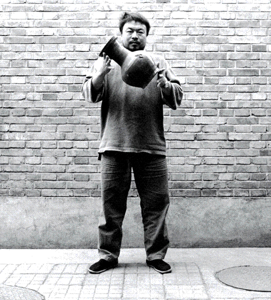 cn_image.size.ai-weiwei-triptych-sequence